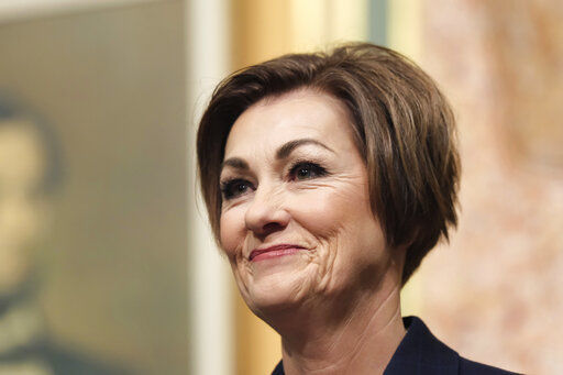 Iowa governor calls for sales tax increase, other tax cuts